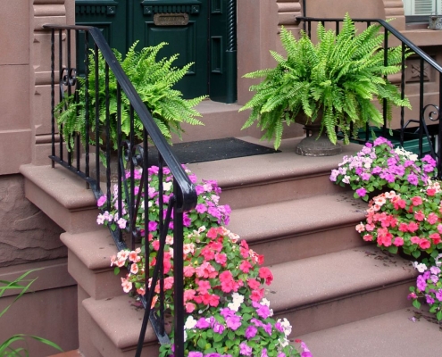 Stoop Installations in Duluth